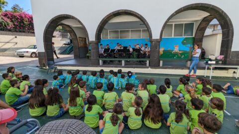 Externato Adventista do Funchal une gerações no Dia do Idoso e Dia Mundial da Música