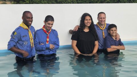 Baptismo de três jovens em Abrantes