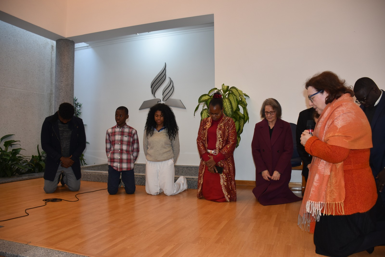 Aveiro: IASD celebra momento especial com três baptismos, uma profissão de fé e a apresentação de uma criança