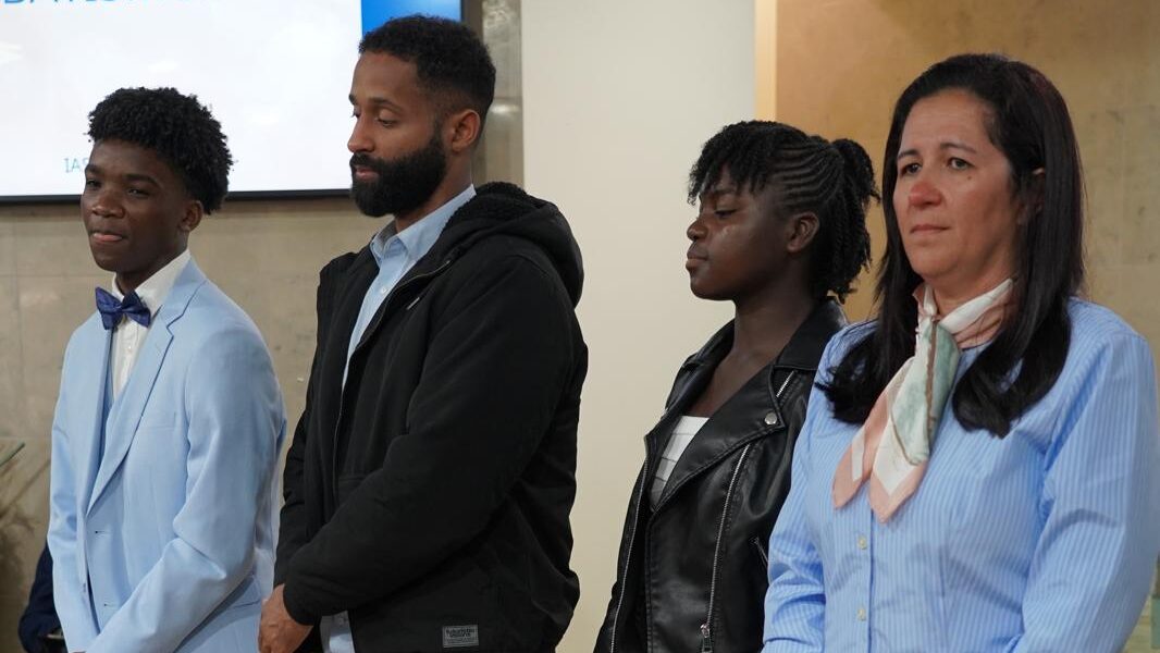 Quatro novos batizados na Igreja de Alvalade com o lema “Viver em Missão”